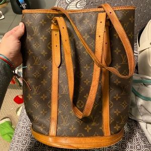 Louis Vuitton bucket tote GM Vintage